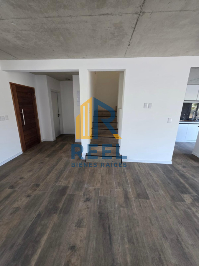 Casa ID.251 - Casa a estrenar 3 Dorimtorios 100mt Mar 40 playa mansa