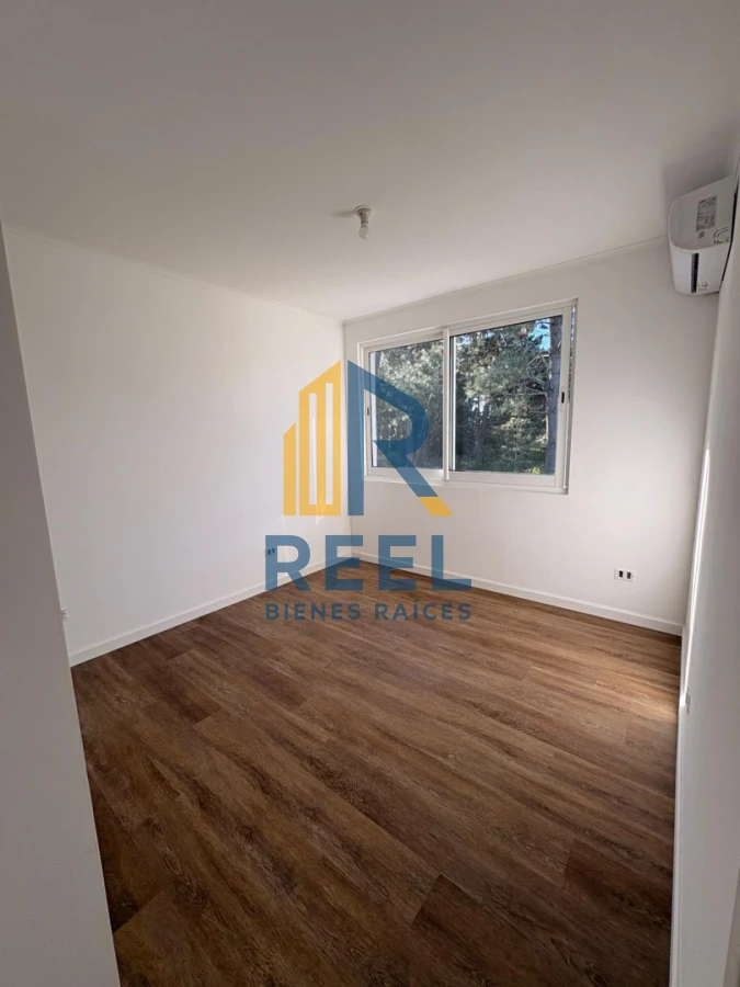Casa ID.257 - Casa a Estrenar Jardines de Cordoba sobre Avenida 3 Dorimtorios