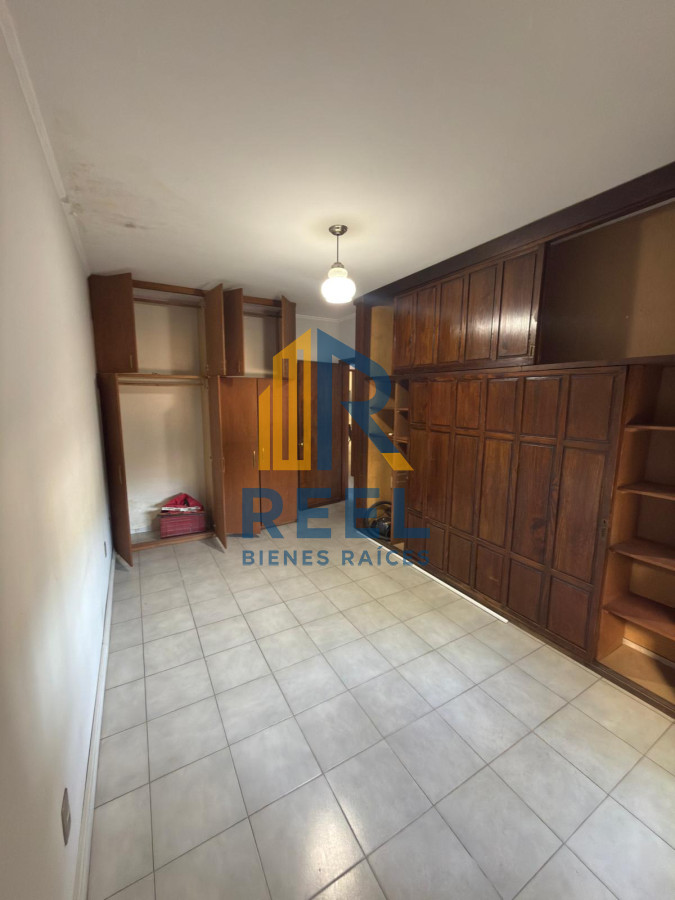 Casa ID.220 - Casa 4 dormitorios 3 baños Paysandu centro