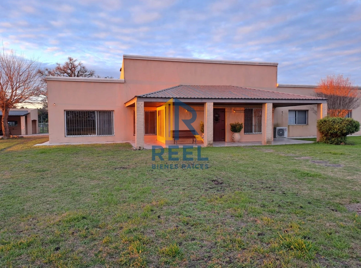 Chacra ID.139 - Chacra 24.779 m2 con Challet de 425m2 en Zona Residencial 