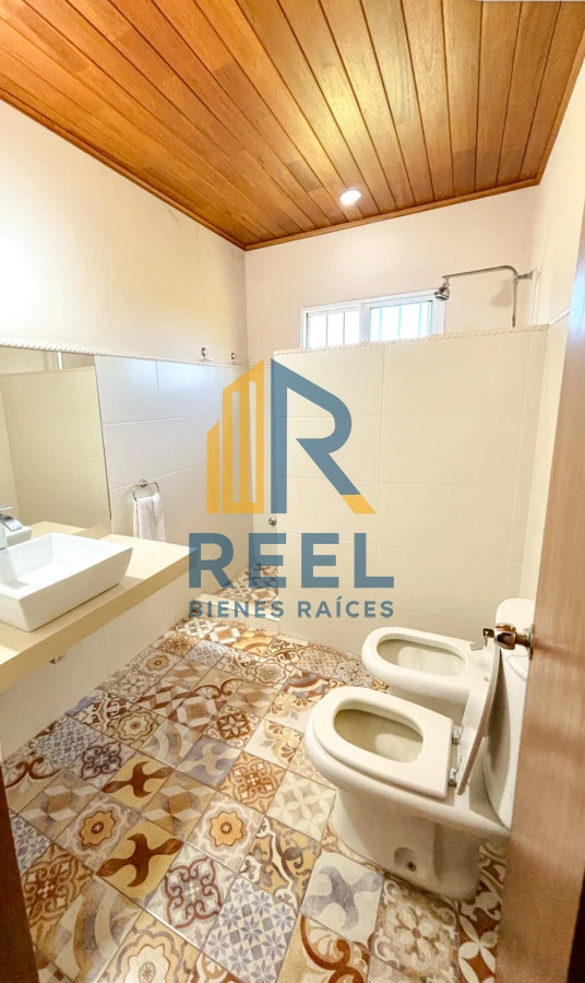 Chacra ID.139 - Chacra 24.779 m2 con Challet de 425m2 en Zona Residencial 