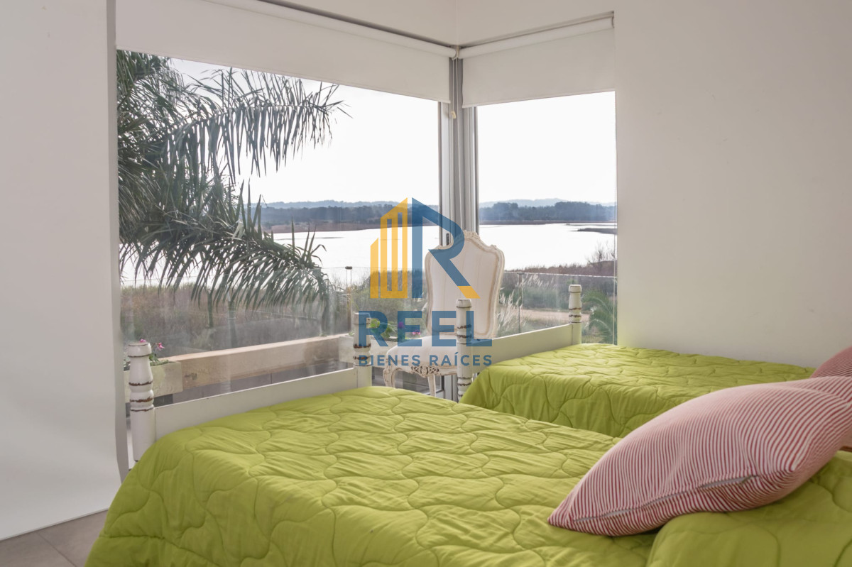 Chacra ID.139 - Chacra 24.779 m2 con Challet de 425m2 en Zona Residencial 