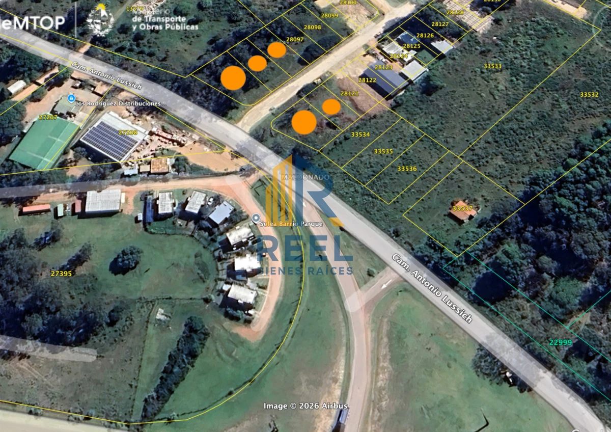 Terreno ID.305 - Terrenos Av Lusich zona ideal Logistica y Comercial o PH 50% Fot