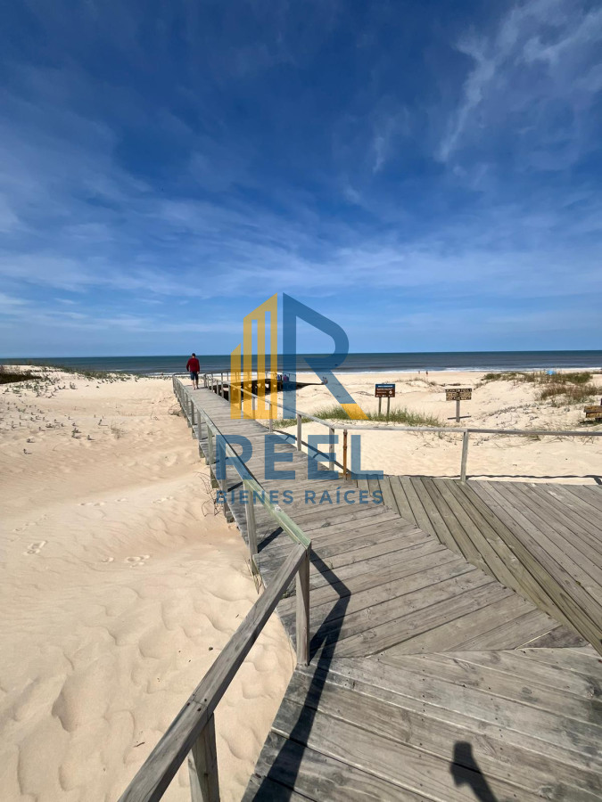 Terreno ID.166 - Terreno ESQUINA la Serena LA PALOMA