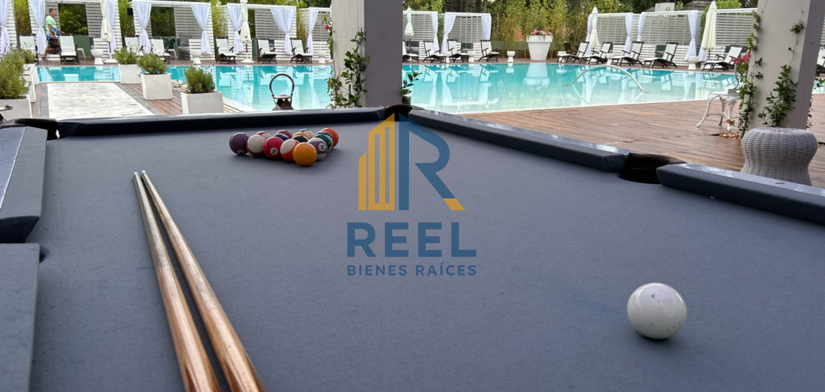 Apartamento ID.240 - 1 Dormitorio de lujo Frente Punta a Shopping servicio Playa