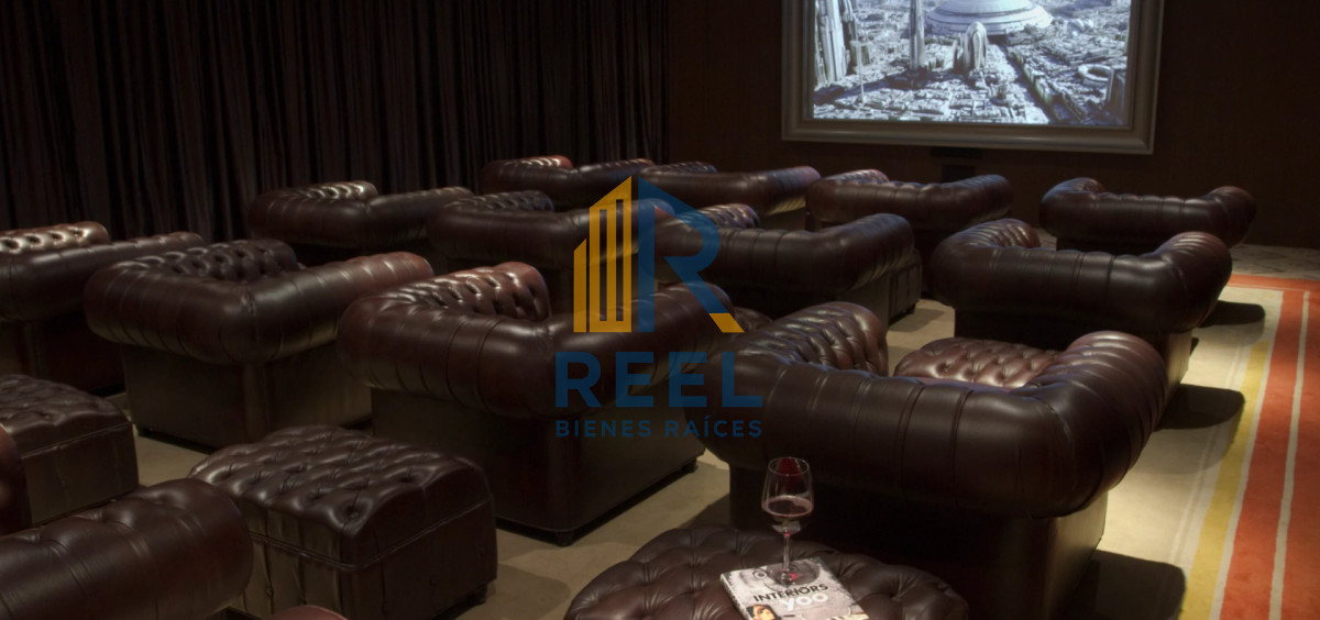 Apartamento ID.240 - 1 Dormitorio de lujo Frente Punta a Shopping servicio Playa