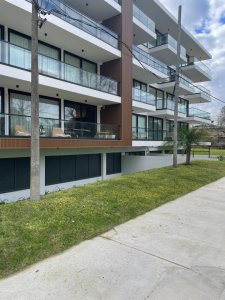 VENTA APARTAMENTO 2 DORMITORIOS  2 BAÑOS (PISO3) 