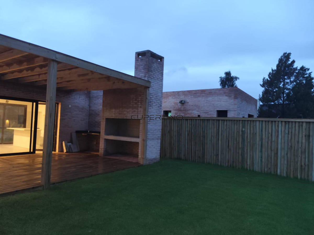 CASA ALQUILER ANUAL Y VENTA CASA 3 DORMITORIOS — foto 13
