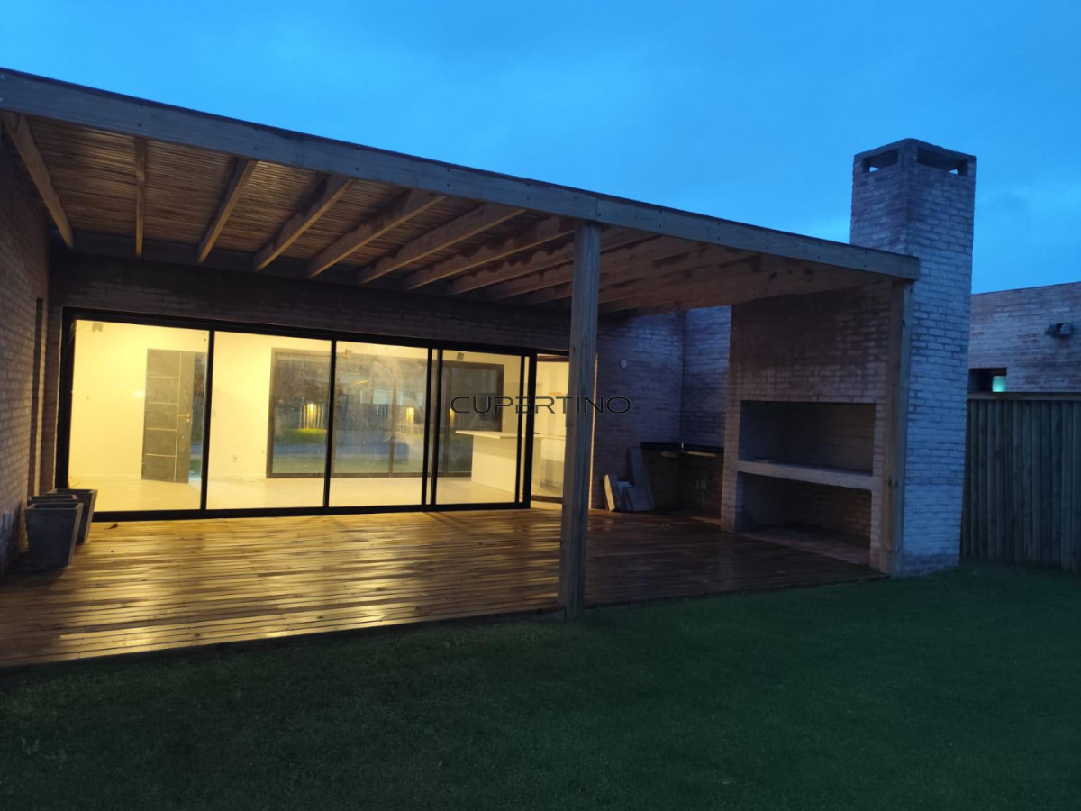 CASA ALQUILER ANUAL Y VENTA CASA 3 DORMITORIOS — foto 14