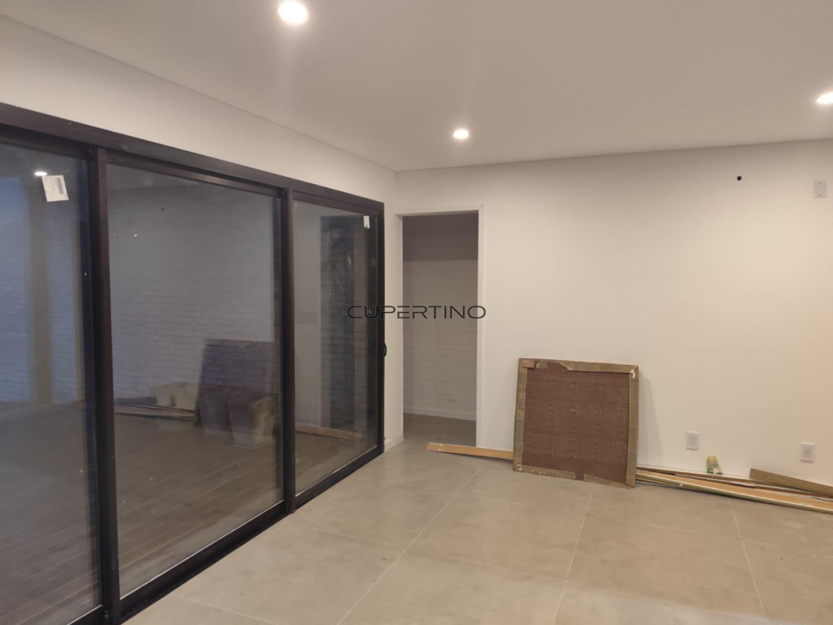 CASA ALQUILER ANUAL Y VENTA CASA 3 DORMITORIOS — foto 1