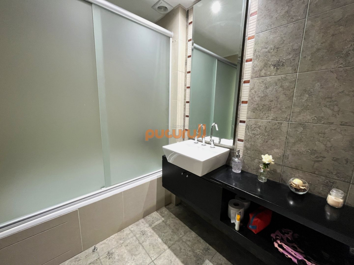 Apartamento ID.2764 - Apartamento en Venta 2 dormitorios Playa Mansa, Edificio Gala Tower