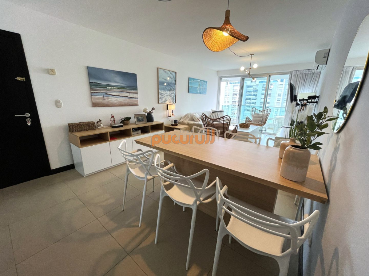 Apartamento ID.2764 - Apartamento en Venta 2 dormitorios Playa Mansa, Edificio Gala Tower