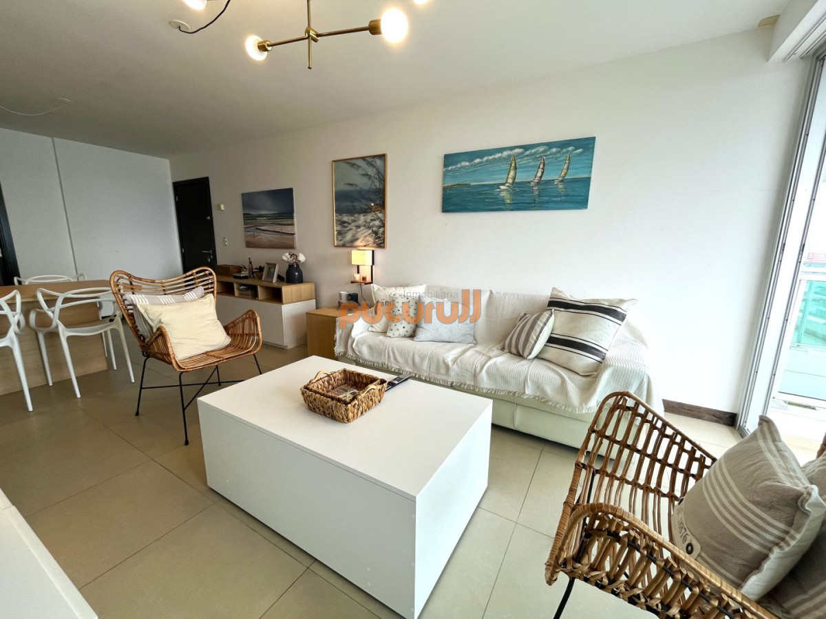 Apartamento ID.2764 - Apartamento en Venta 2 dormitorios Playa Mansa, Edificio Gala Tower