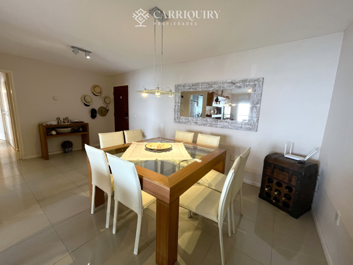 Apartamento ID.10350 - Venta de Apartamento con 2 dormitorios y parrillero propio en Aidy Grill, Punta del Este