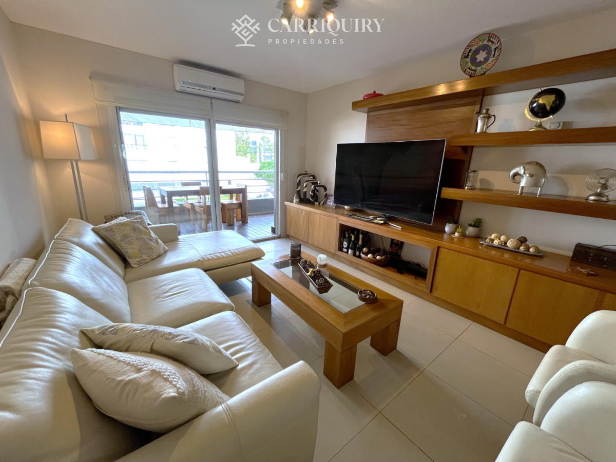 Apartamento ID.10350 - Venta de Apartamento con 2 dormitorios y parrillero propio en Aidy Grill, Punta del Este