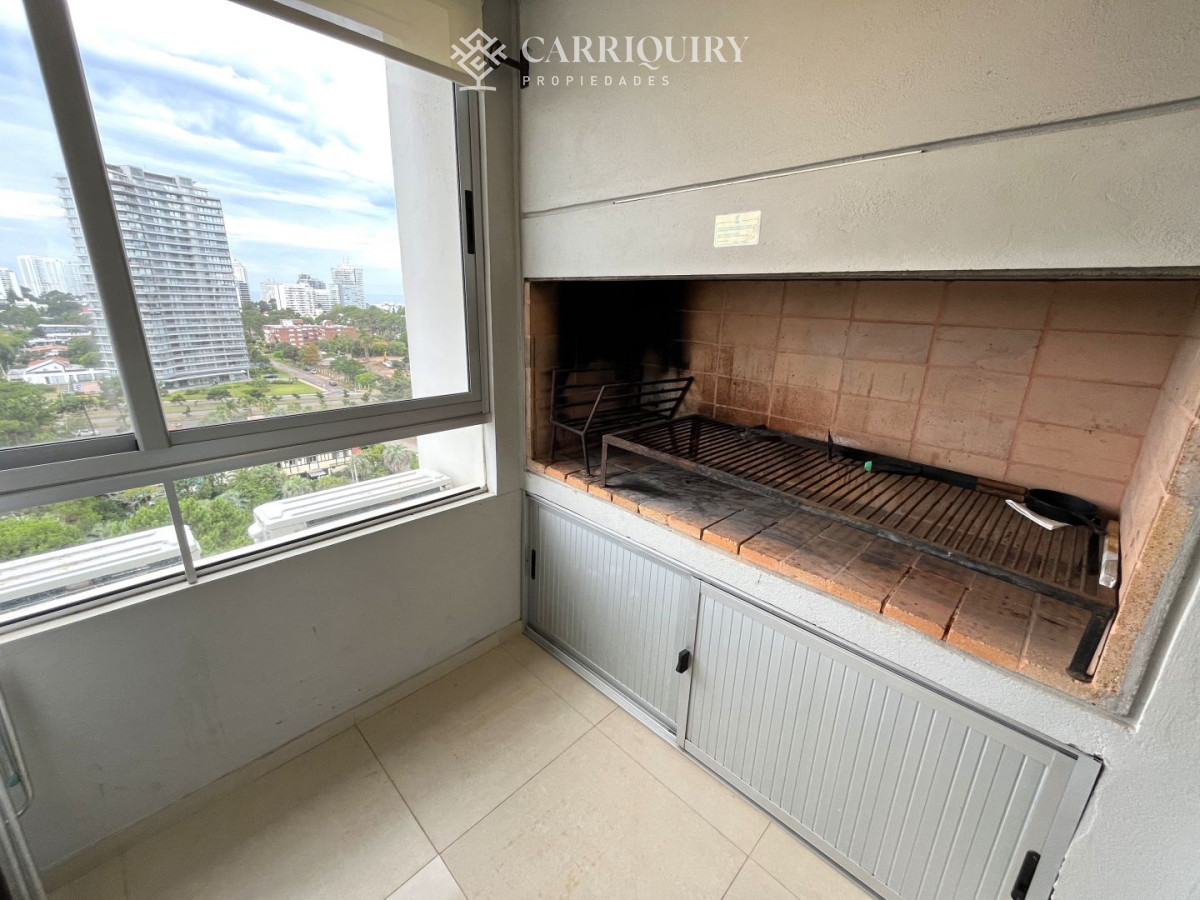Apartamento ID.10351 - Apartamento en Venta 2 dormitorios Playa Mansa, Edificio Gala Tower