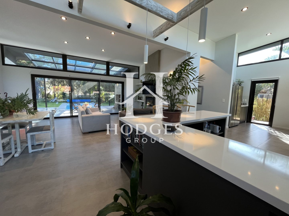 Casa ID.81 - Casa en venta con 3 Dormitorios en Lugano, Punta del Este