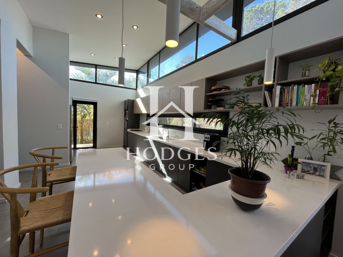 Casa ID.81 - Casa en venta con 3 Dormitorios en Lugano, Punta del Este