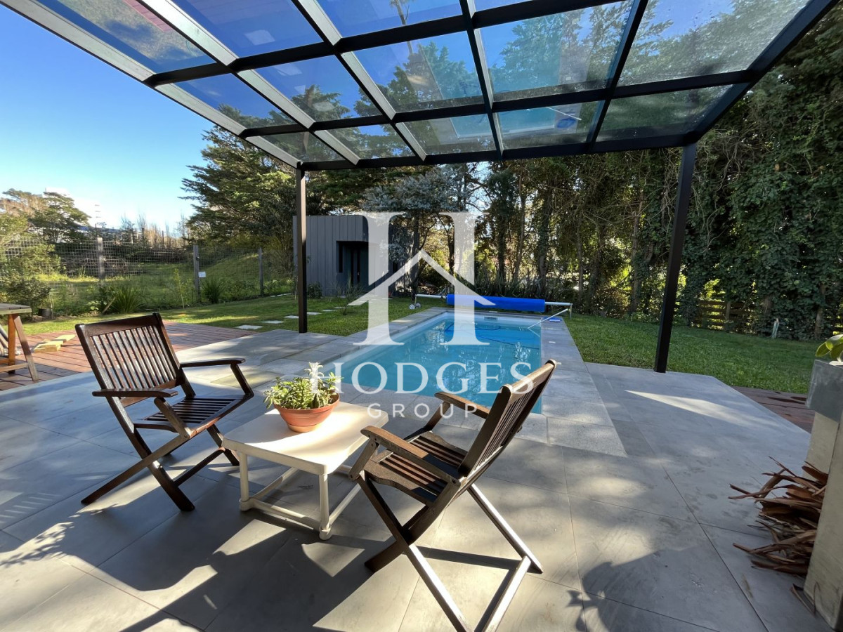 Casa ID.81 - Casa en venta con 3 Dormitorios en Lugano, Punta del Este