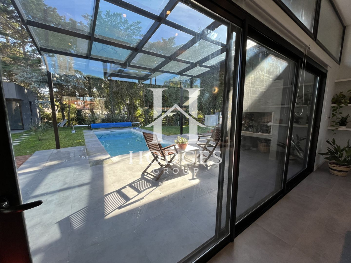Casa ID.81 - Casa en venta con 3 Dormitorios en Lugano, Punta del Este