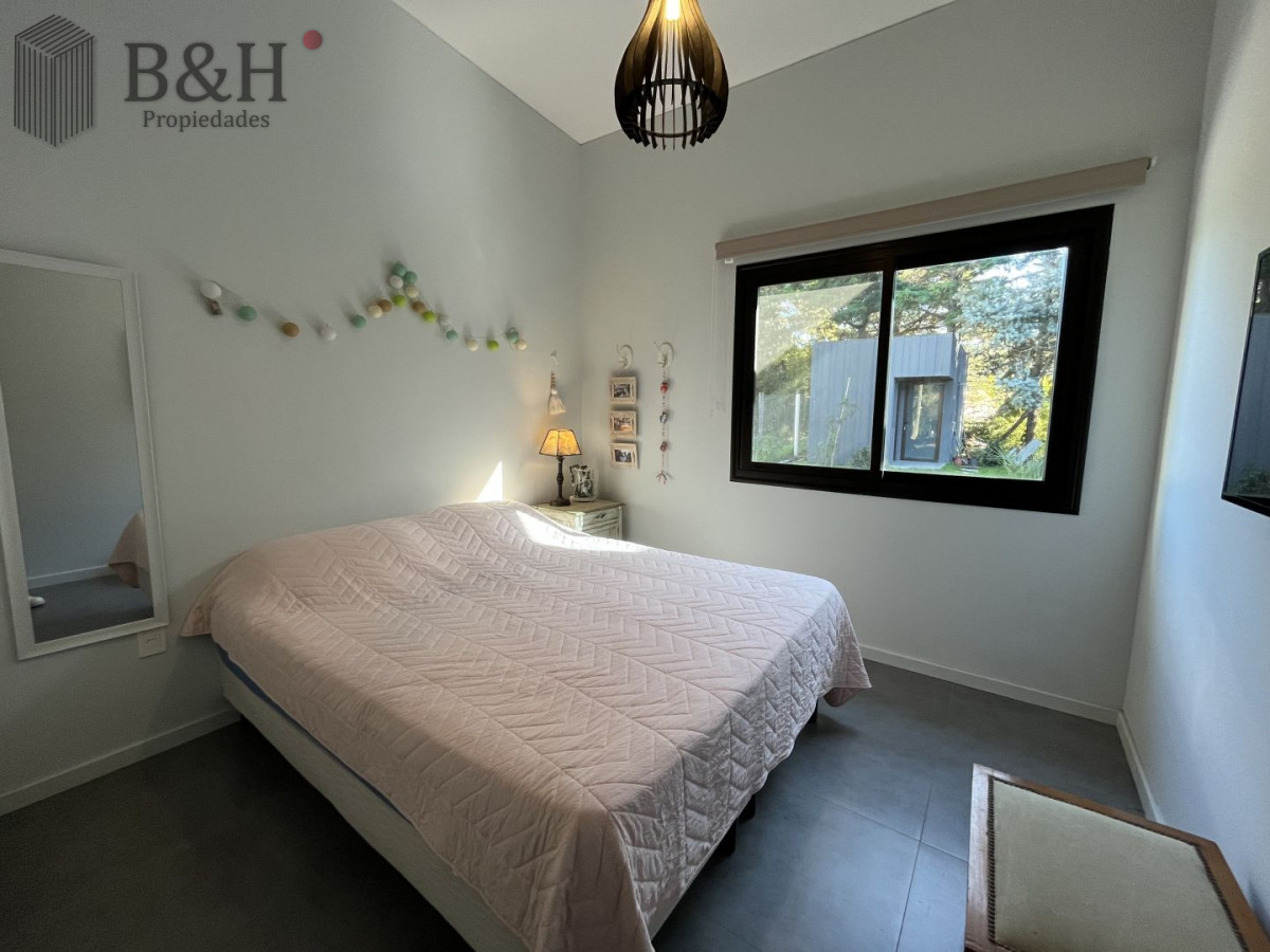 Casa ID.6913 - Casa en venta con 3 Dormitorios en Lugano, Punta del Este