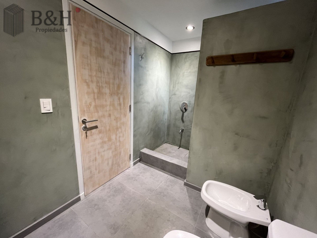 Casa ID.6913 - Casa en venta con 3 Dormitorios en Lugano, Punta del Este