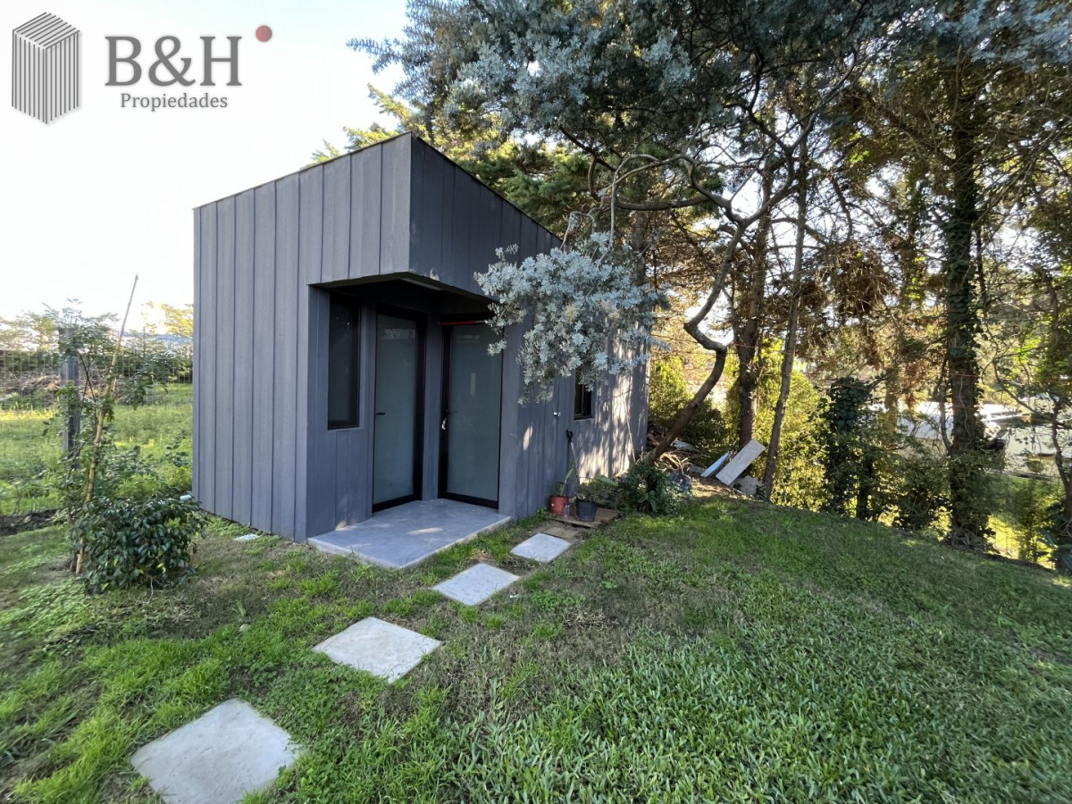 Casa ID.6913 - Casa en venta con 3 Dormitorios en Lugano, Punta del Este