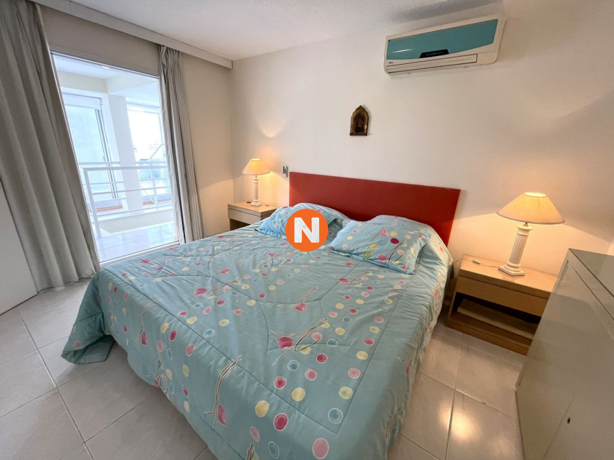 Apartamento Ref.225386 - Penthouse en Venta con 4 dormitorios Playa Brava, Punta del Este
