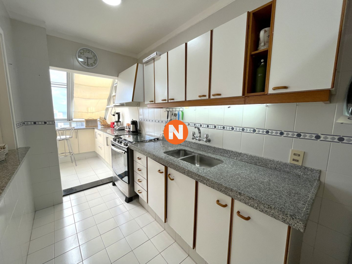 Apartamento Ref.225386 - Penthouse en Venta con 4 dormitorios Playa Brava, Punta del Este