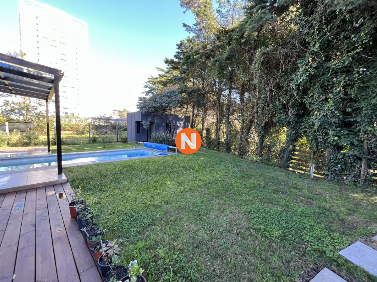 Casa Ref.225087 - Casa en venta con 3 Dormitorios en Lugano, Punta del Este