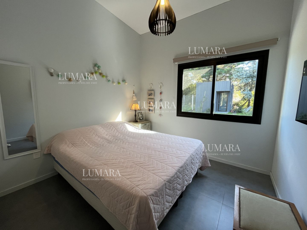 Casa ID.3554 - Casa en venta con 3 Dormitorios en Lugano, Punta del Este
