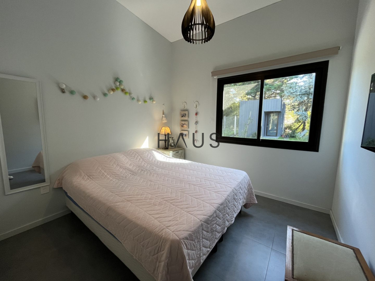 Casa ID.865 - Casa en venta con 3 Dormitorios en Lugano, Punta del Este