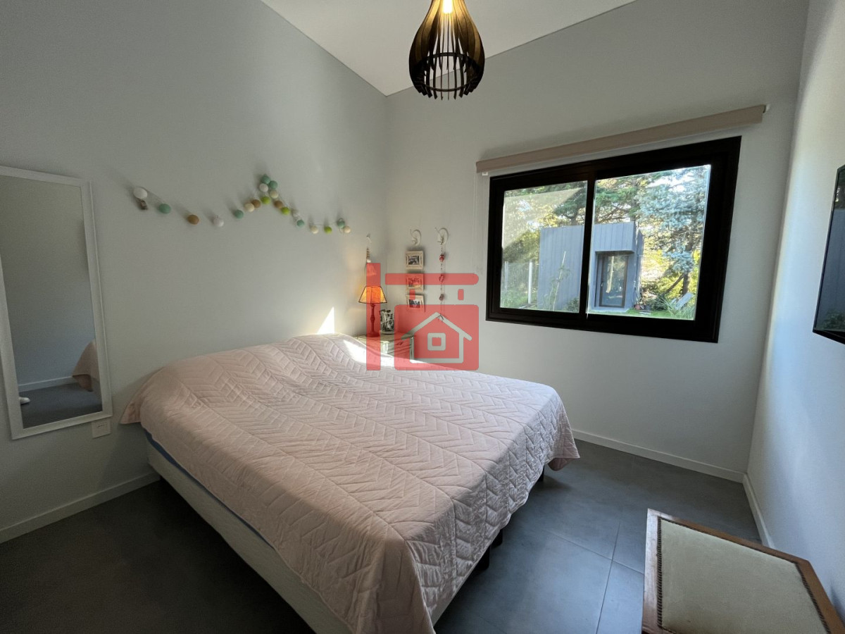 Casa ID.541 - Casa en venta con 3 Dormitorios en Lugano, Punta del Este