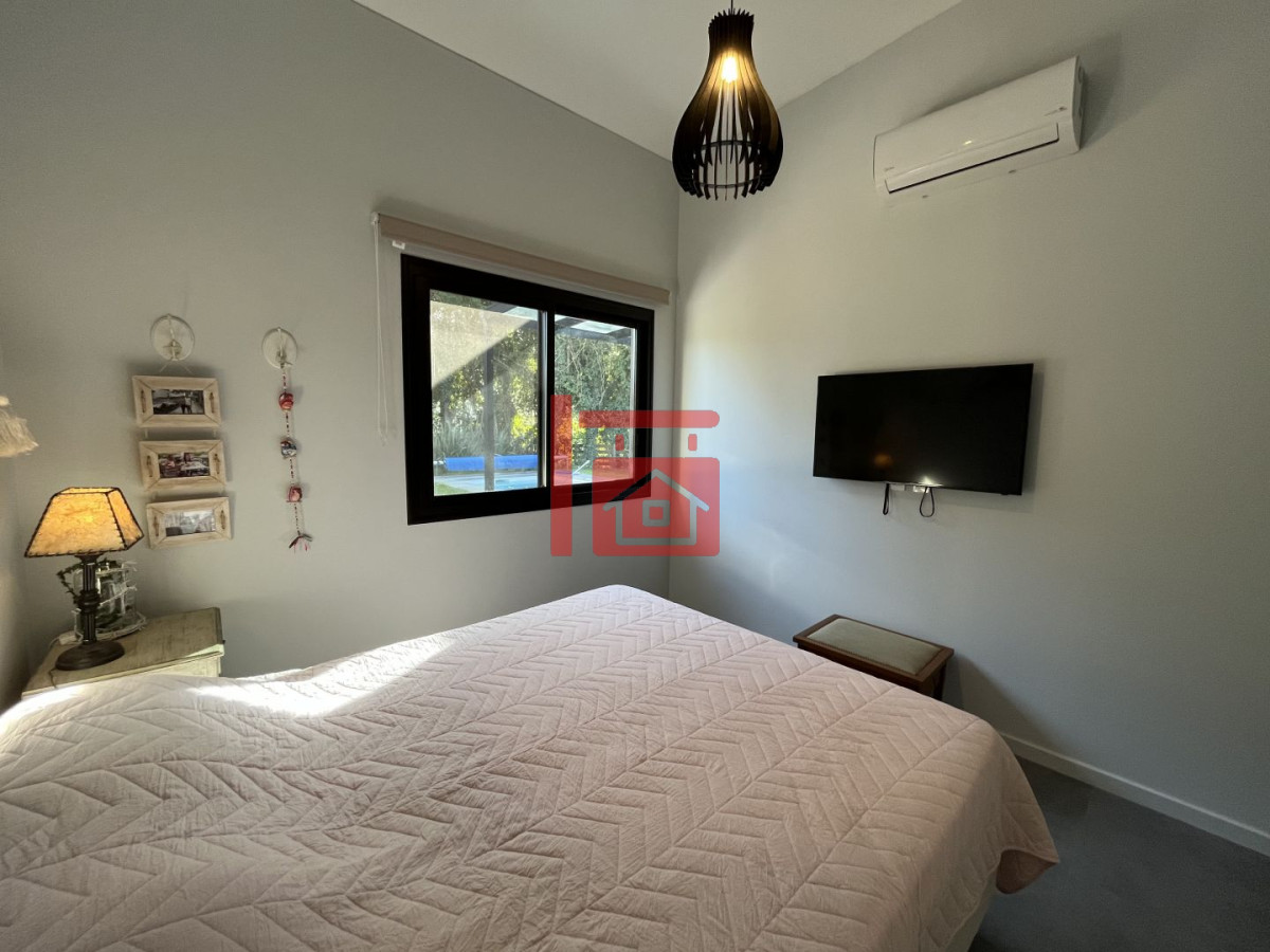 Casa ID.541 - Casa en venta con 3 Dormitorios en Lugano, Punta del Este