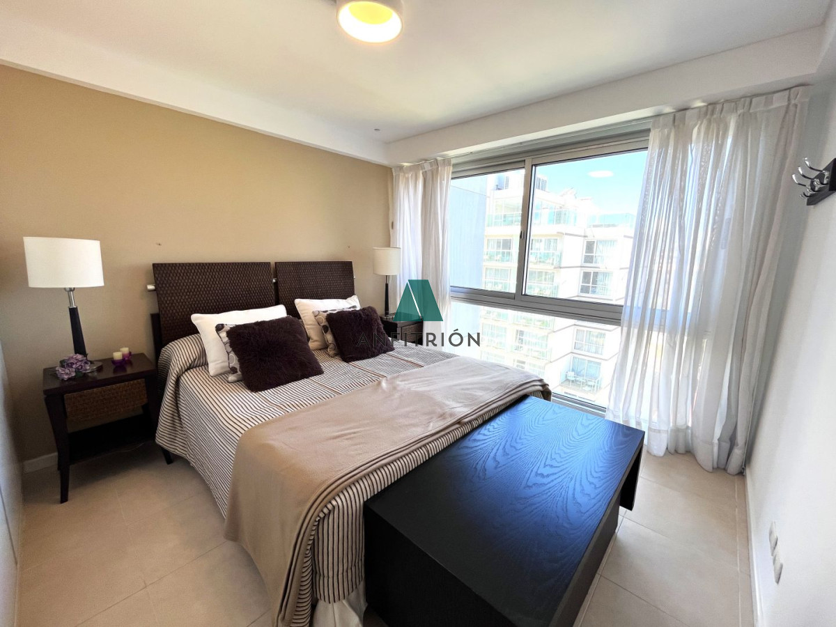 Apartamento ID.387 - Venta de Apartamento 3 Dormitorios en Playa Mansa, Torre del Mar, Punta del Este
