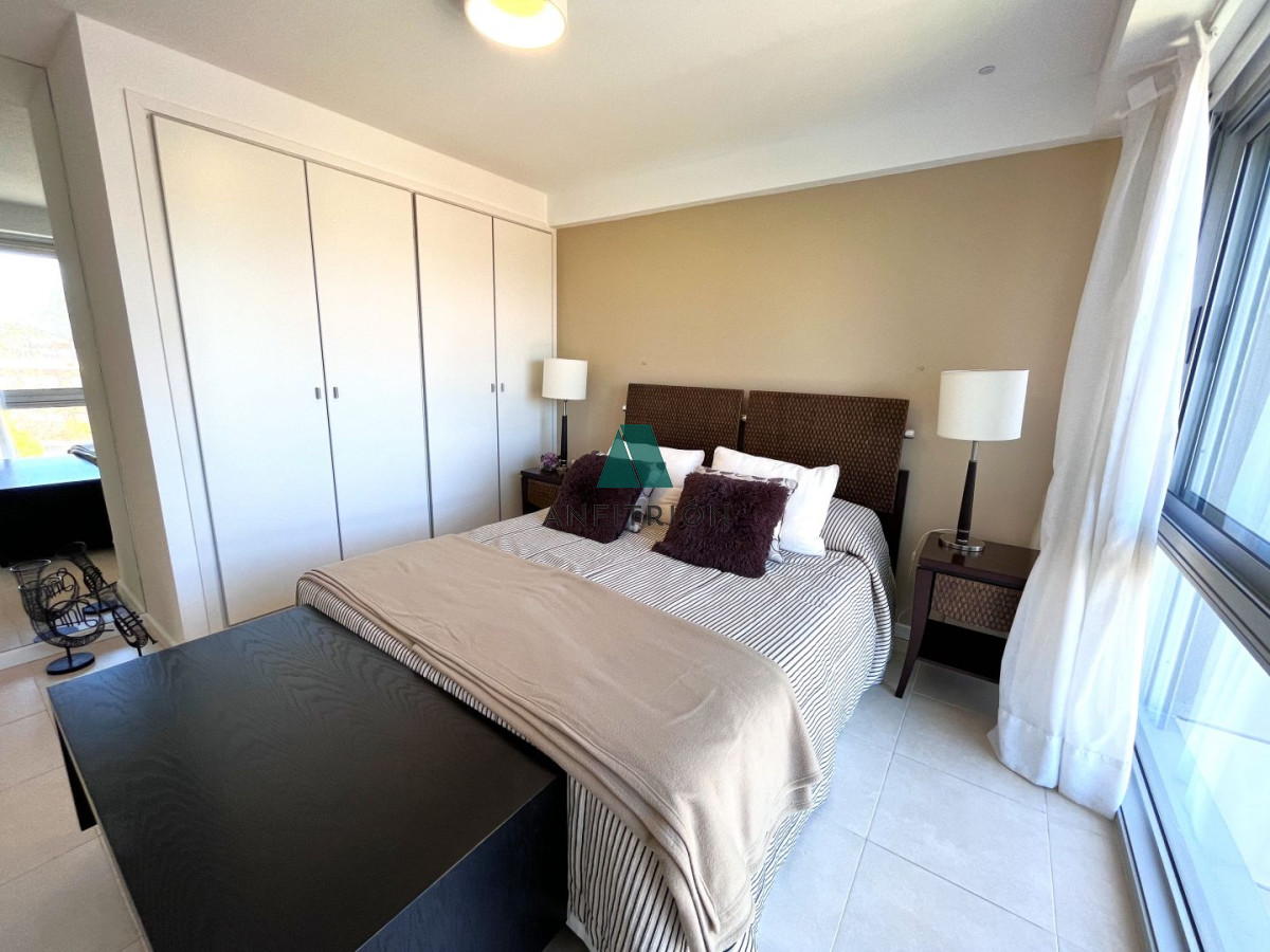 Apartamento ID.387 - Venta de Apartamento 3 Dormitorios en Playa Mansa, Torre del Mar, Punta del Este