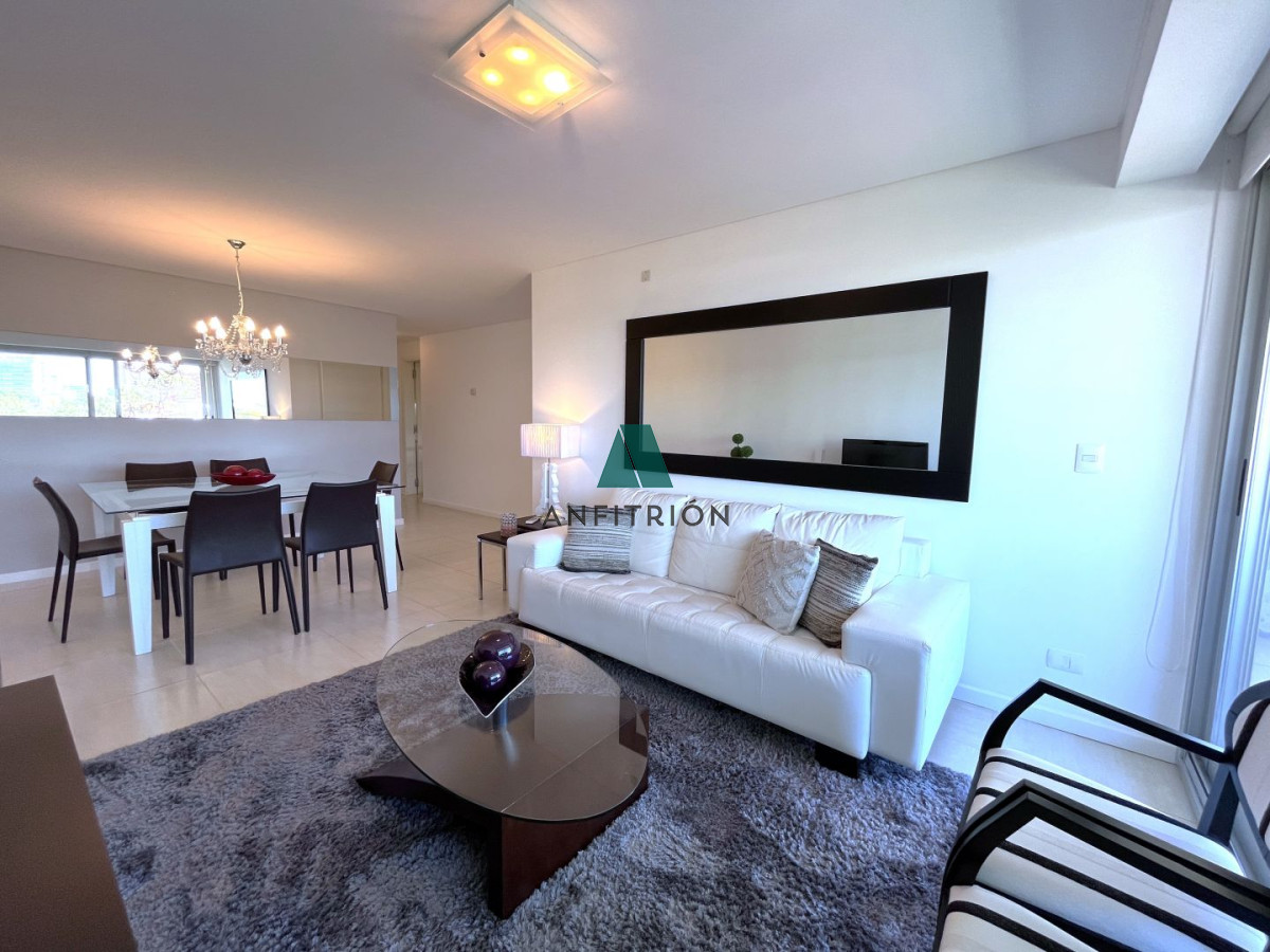 Apartamento ID.387 - Venta de Apartamento 3 Dormitorios en Playa Mansa, Torre del Mar, Punta del Este