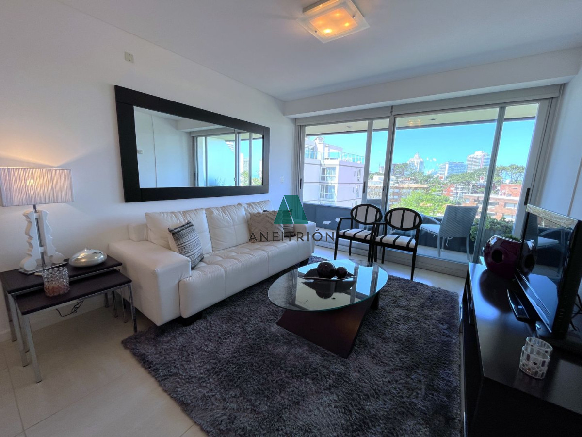 Apartamento ID.387 - Venta de Apartamento 3 Dormitorios en Playa Mansa, Torre del Mar, Punta del Este