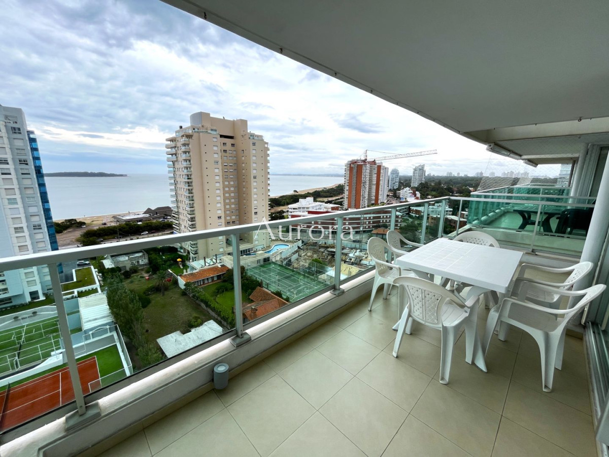 Apartamento ID.98 - Apartamento en Venta 2 dormitorios Playa Mansa, Edificio Gala Tower
