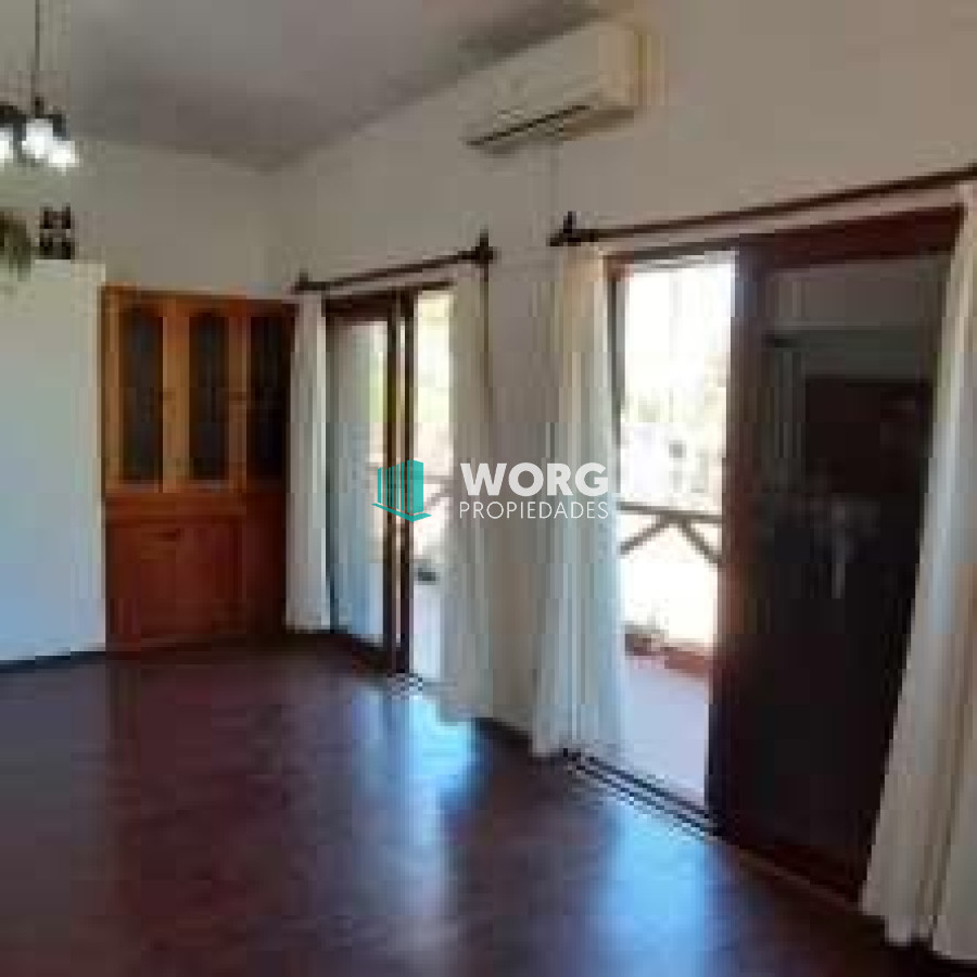 Casa ID.12 - Hermosa casa en venta, a pocos metros del mar.