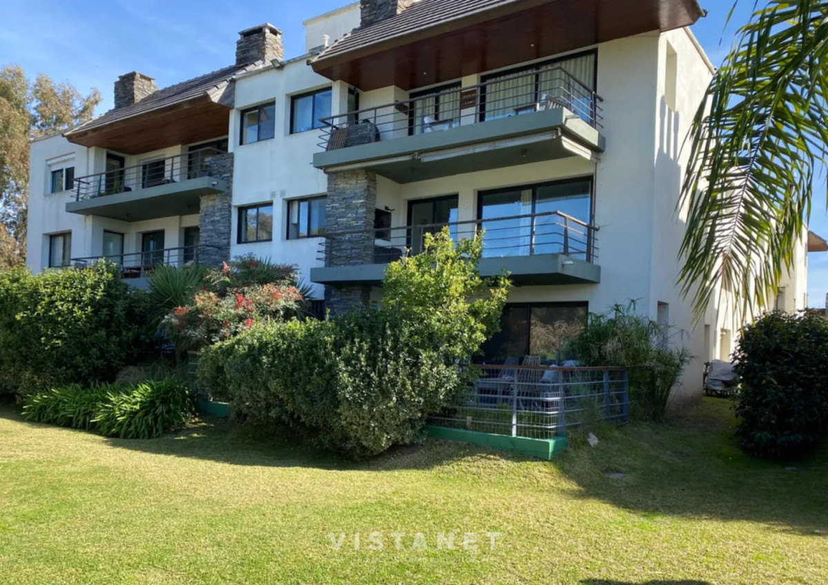 Apartamento ID.267/Venta-de-Apartamento-de-Tres-Dormitorios-en-Parque-Miramar- - Venta de Apartamento de Tres Dormitorios en Parque Miramar 