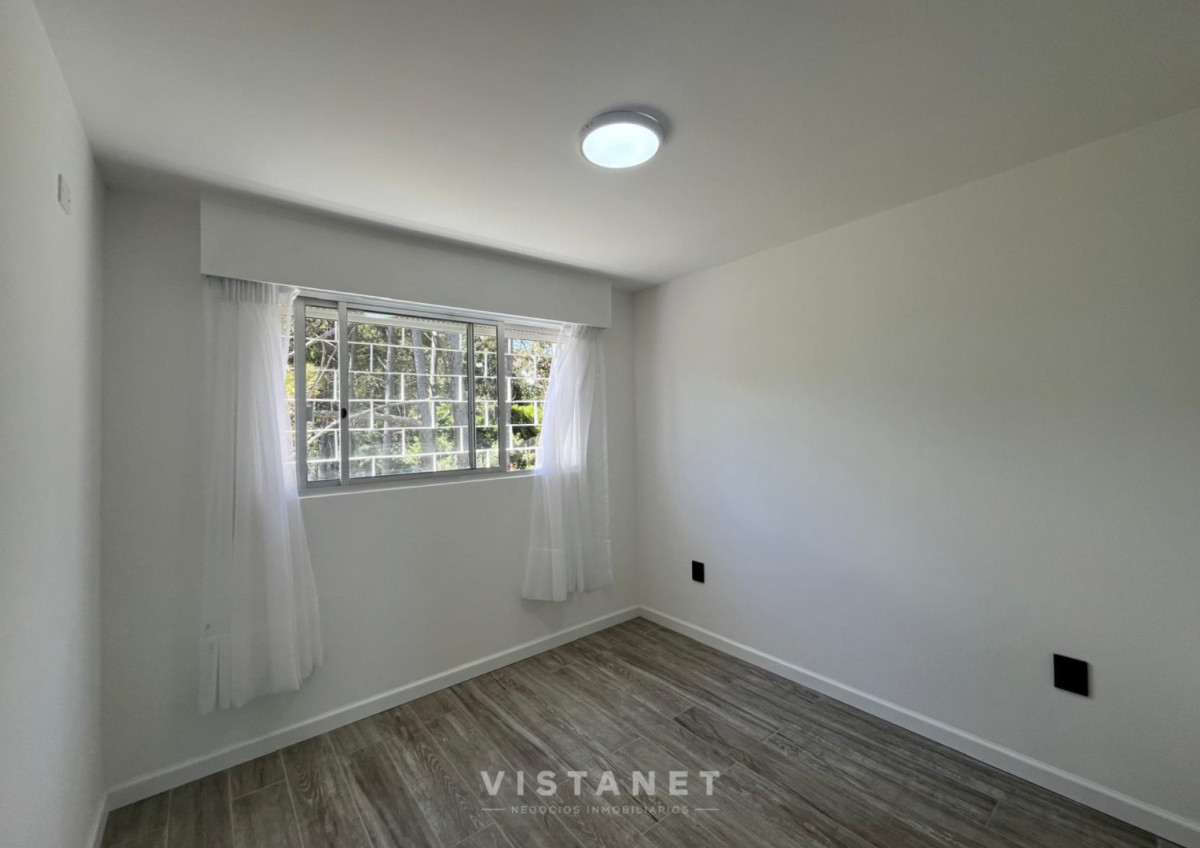 Apartamento ID.249/Venta-de-Apartamento-de-2-Dormitorios-sobre-Rambla,-en-Atlantida - Venta de Apartamento de 2 Dormitorios sobre Rambla, en Atlantida