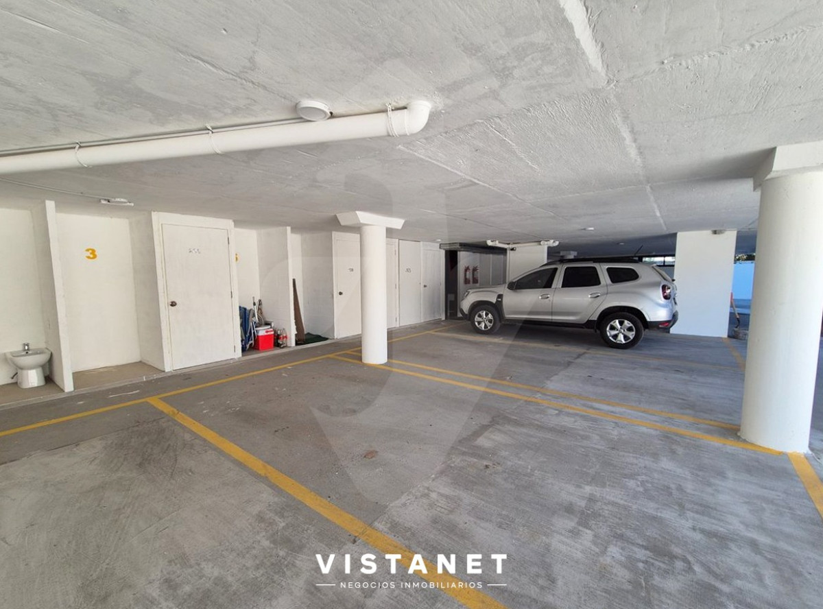 Apartamento ID.60/Apartamento-En-Venta-En-El-Centro-De-Atlántida- - Apartamento En Venta En El Centro De Atlántida 