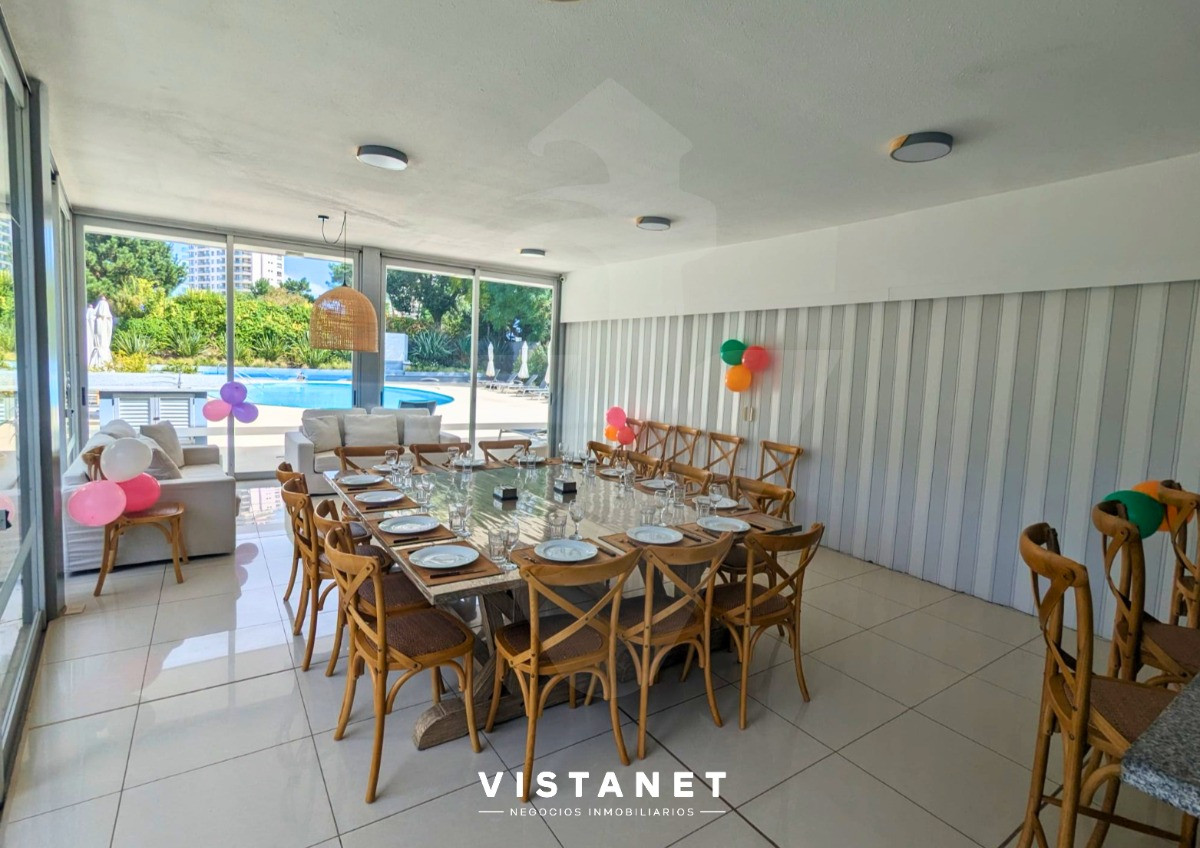 Apartamento ID.8/Apartamento-En-Alquiler-Anual,-2-Dormitorios-Con-Vista-Al-Mar - Apartamento En Alquiler Anual, 2 Dormitorios Con Vista Al Mar