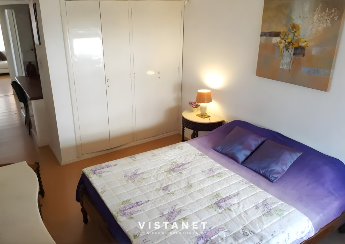 Apartamento ID.239/Venta-Apartamento-de-2-Dormitorios-en-Punta-del-Este-sobre-Rambla- - Venta Apartamento de 2 Dormitorios en Punta del Este sobre Rambla 