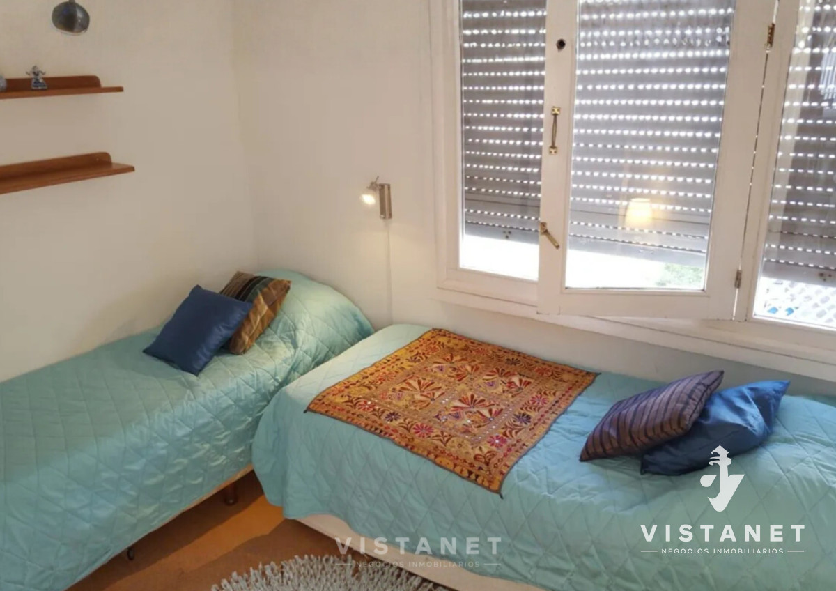 Apartamento ID.239/Venta-Apartamento-de-2-Dormitorios-en-Punta-del-Este-sobre-Rambla- - Venta Apartamento de 2 Dormitorios en Punta del Este sobre Rambla 