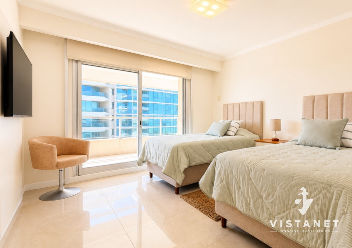 Apartamento ID.444/Venta-Apartamento-3-Dormitorios-en-Torre-Lobos,-Punta-del-Este - Venta Apartamento 3 Dormitorios en Torre Lobos, Punta del Este
