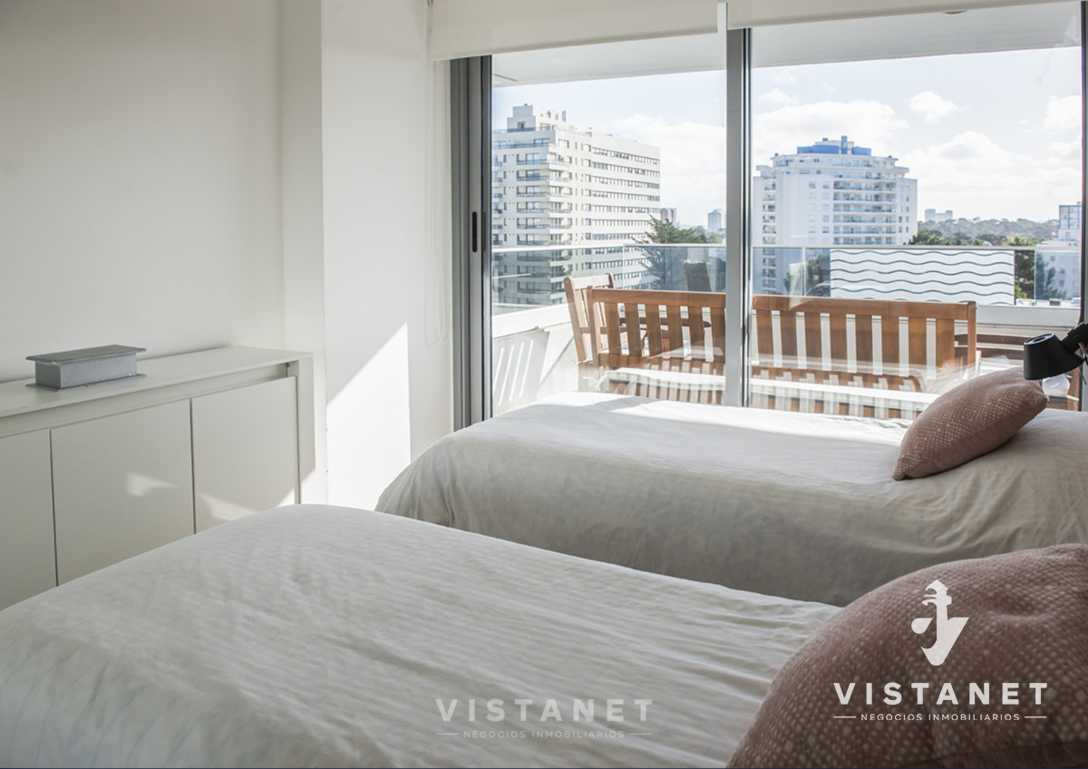 Apartamento ID.186/Venta-Apartamento-Tres-Dormitorios-Punta-del-Este- - Venta Apartamento Tres Dormitorios Punta del Este 