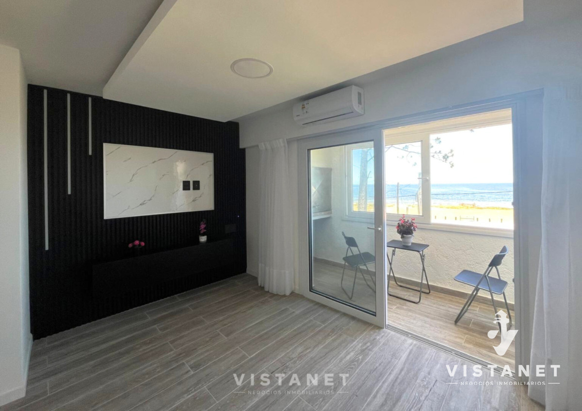 Apartamento ID.249/Venta-de-Apartamento-de-2-Dormitorios-sobre-Rambla,-en-Atlantida - Venta de Apartamento de 2 Dormitorios sobre Rambla, en Atlantida