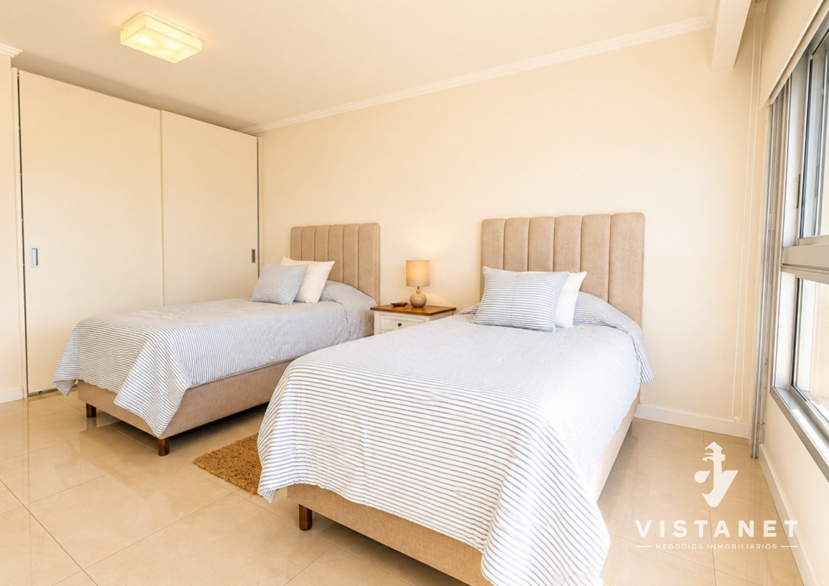 Apartamento ID.444/Venta-Apartamento-3-Dormitorios-en-Torre-Lobos,-Punta-del-Este - Venta Apartamento 3 Dormitorios en Torre Lobos, Punta del Este